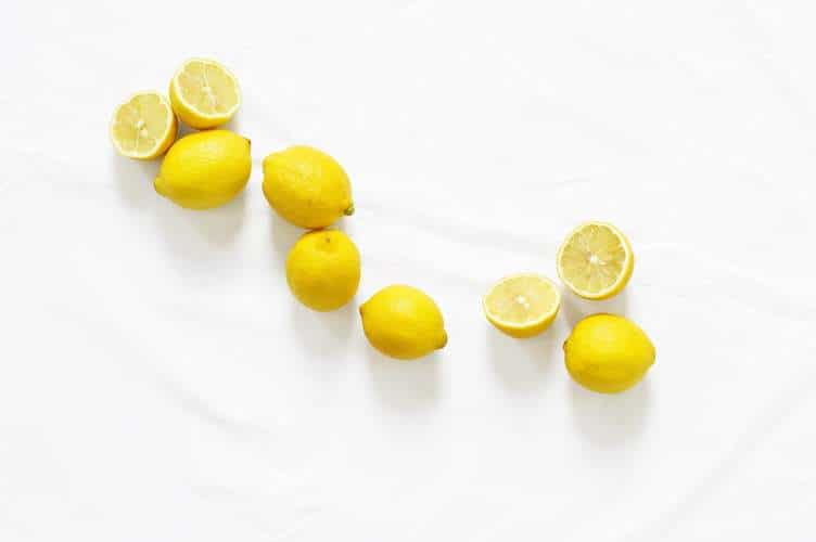 Pour éliminer les toxines, une cure detox a l'huile essentielle de citron